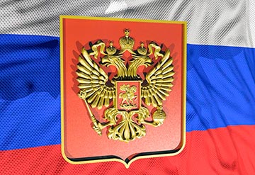 >БАРЕЛЬЕФ ГЕРБА РОССИЙСКОЙ ФЕДЕРАЦИИ НА ФОНЕ ФЛАГА РОССИИ